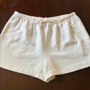 Aritzia Wilfred White/Ivory Drawstring Shorts